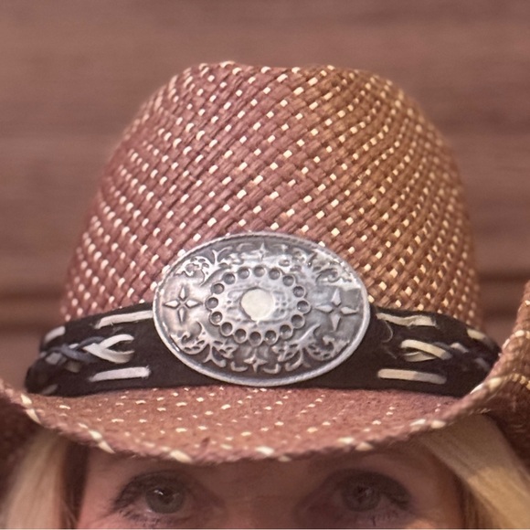 BULLHIDE COWGIRL HAT. Brown Woven Cowboy Hat with Silver Accent. #cowgirlhat - Picture 3 of 15